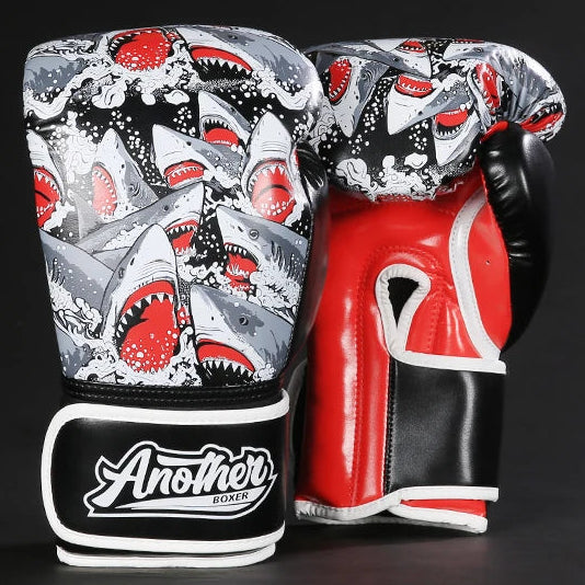 Kick Boxing Gloves 10/12/14oz/16oz PU Leather Professional Muay Thai MMA Kickboxing Glove Silver Sandbag Punch Training Gear