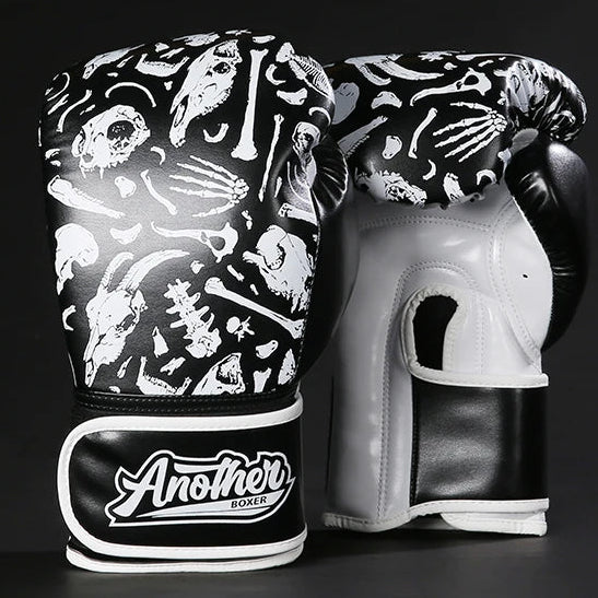 Kick Boxing Gloves 10/12/14oz/16oz PU Leather Professional Muay Thai MMA Kickboxing Glove Silver Sandbag Punch Training Gear